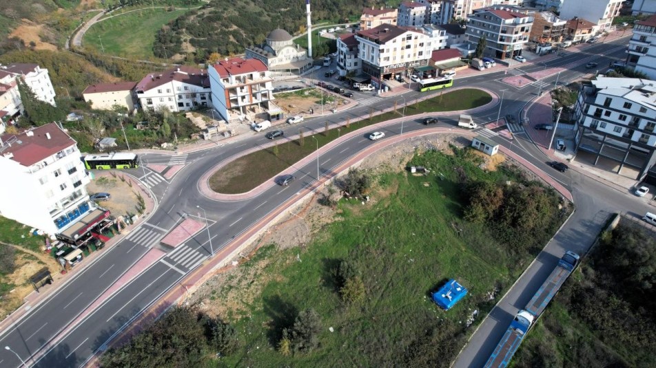 Gebze'de trafik dönel kavşaklarla rahatlıyor