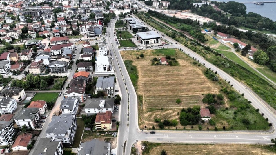 Büyükşehir'den D-130'a alternatif ulaşım hattı