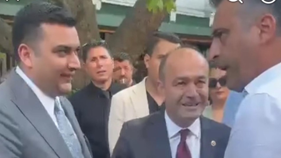 CHP'li Karabat'ın Darıca ziyaretinde gergin anlar yaşandı