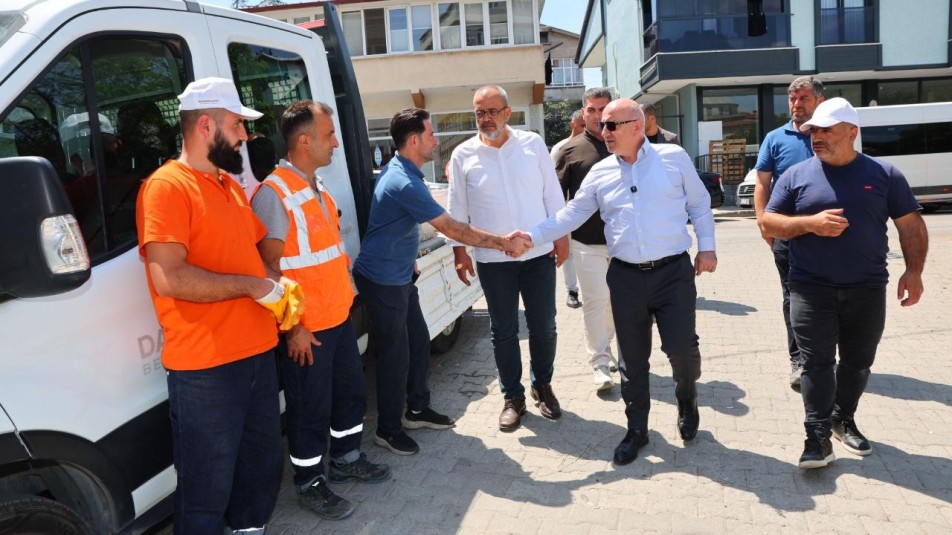 Osmangazi Mahallesi'nde yaz temizlik seferberliği