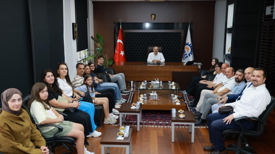Başkan Büyükgöz LGS Birincilerini Ağırladı