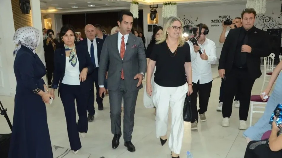 Darıca'da 700 kadın, Anahtar Parti Darıca'nın programında buluştu